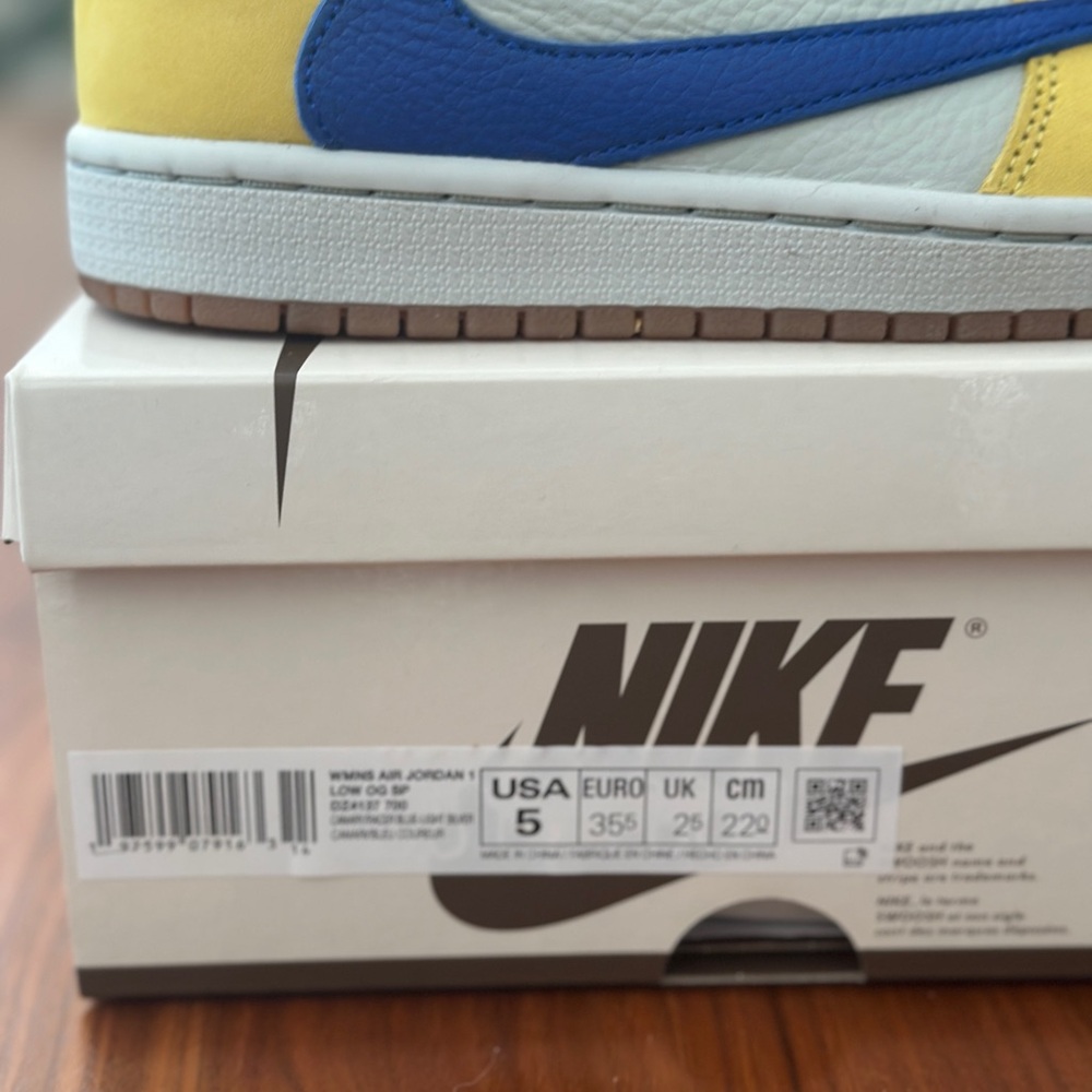 Nike Travis Scott x Air Jordan 1 Retro Low OG Womens - Picture 10 of 12